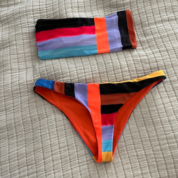 Abigail Bikini Top - Picture 1 of 2